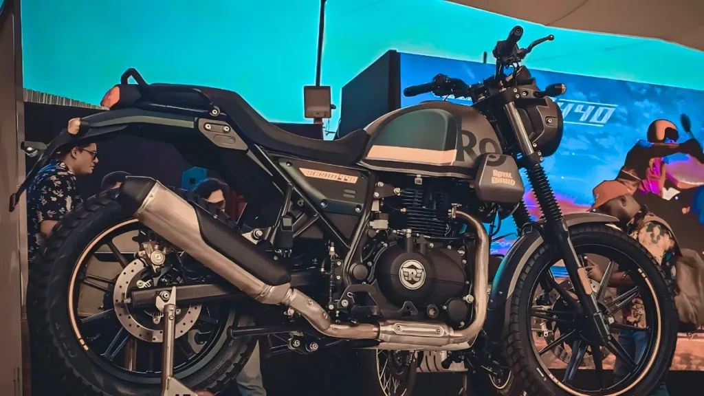 Royal-Enfield-Scram-440